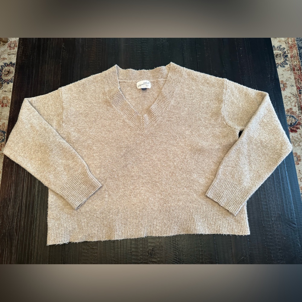 Universal Thread Tan V-Neck Pullover Sweater Size… - image 3